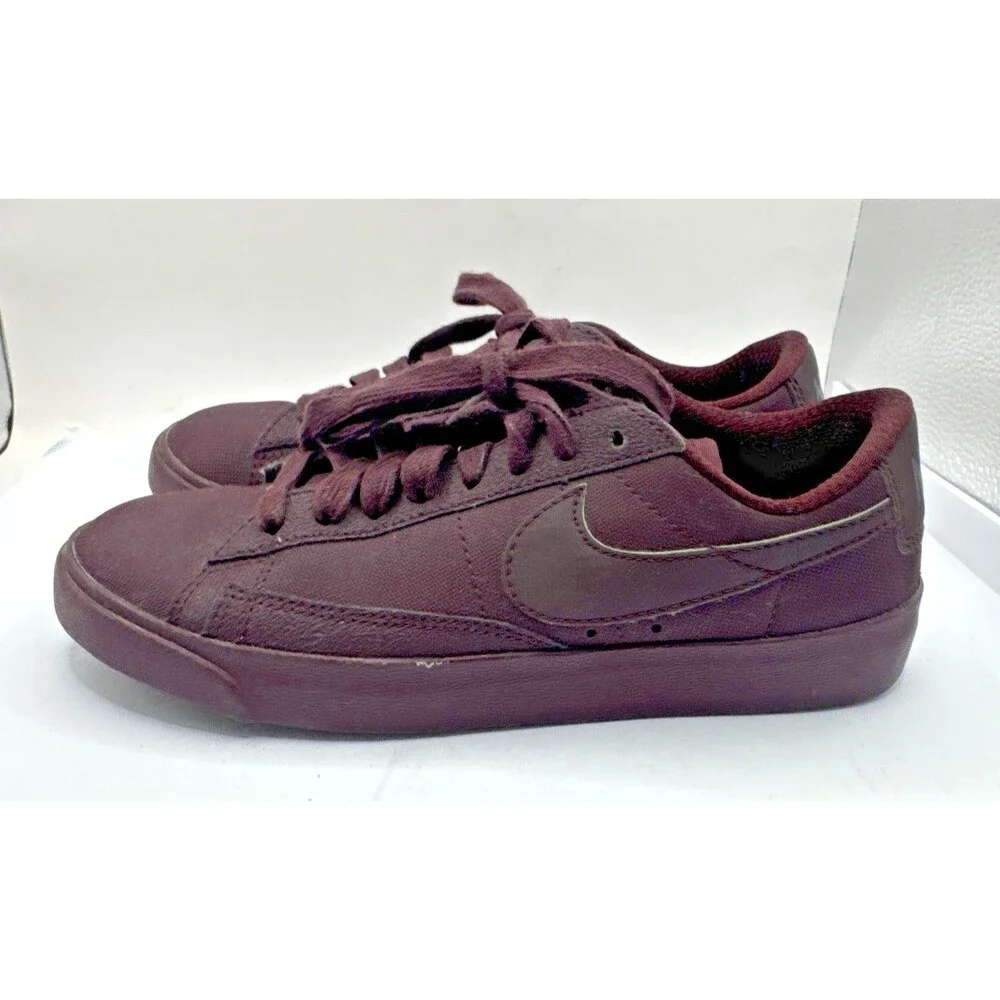 Nike Boys Girls  AA3987 600 Canvas Rare Triple Purple Burgundy Reflectors 5.5